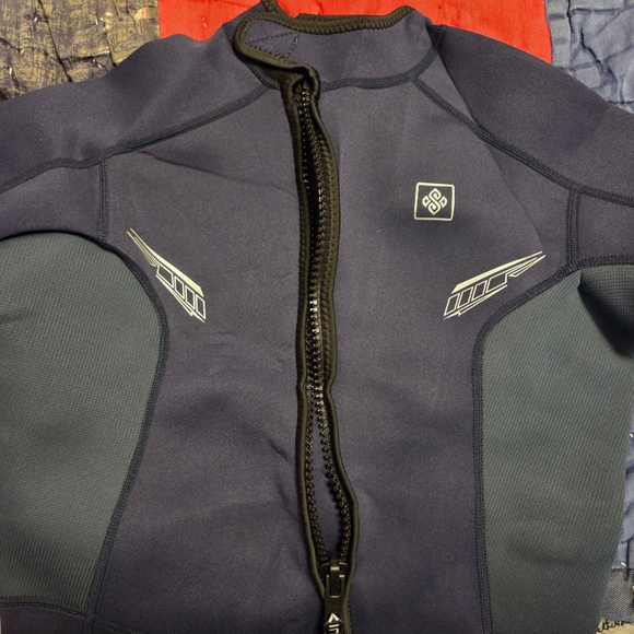 Men's SEASKIN Navy & Gray Rash Guard L - Picture 6 of 8